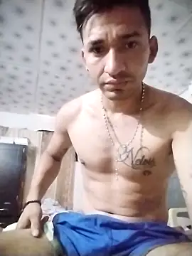 Snapshot of Yesiell chatting on 11.07.25 Yesiell online show from 11.07.25