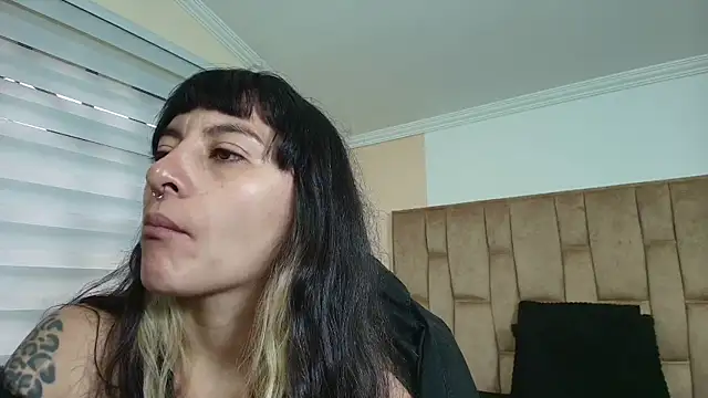 Naughty Kittenm online show from 09.29.25