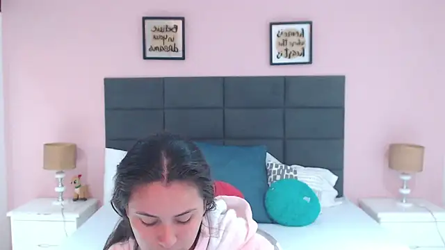 MadisonJenner online show from 12.27.24