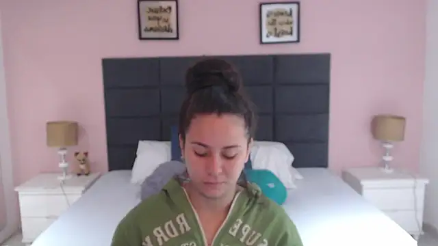 MadisonJenner online show from 01.07.25