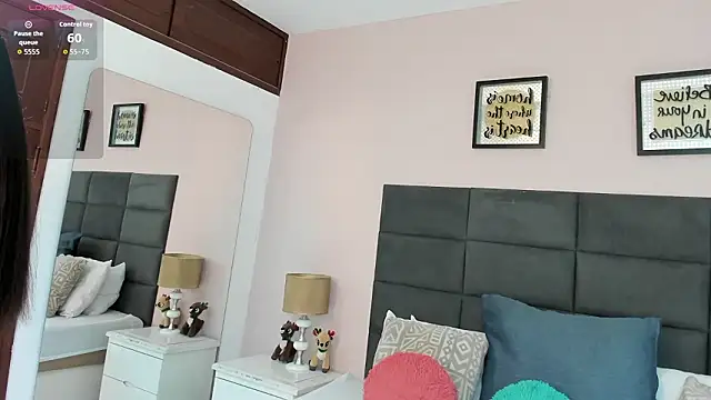 Snapshot of MadisonJenner chatting on 02.11.26 MadisonJenner online show from 02.11.26