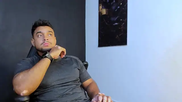 Big furry bear13 online show from 05.12.26