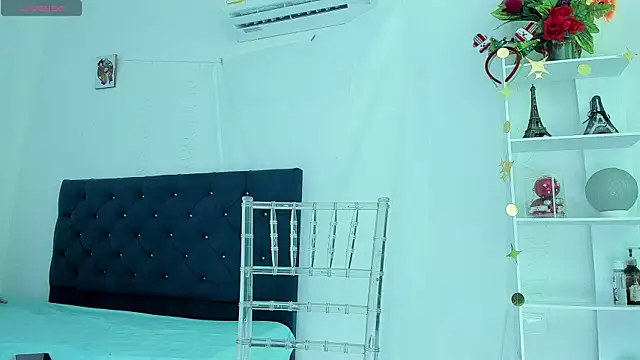 angela santana  online show from 01.06.25