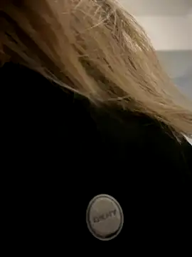 HotXMom online show from 11.07.25