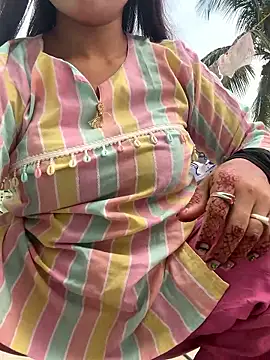 Snapshot of Ishikarana chatting on 10.26.25 Ishikarana online show from 10.26.25