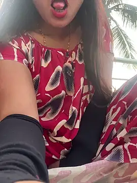 Snapshot of Ishikarana chatting on 11.06.25 Ishikarana online show from 11.06.25