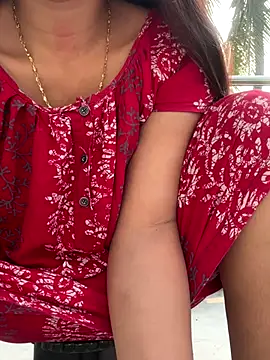 Snapshot of Ishikarana chatting on 11.07.25 Ishikarana online show from 11.07.25