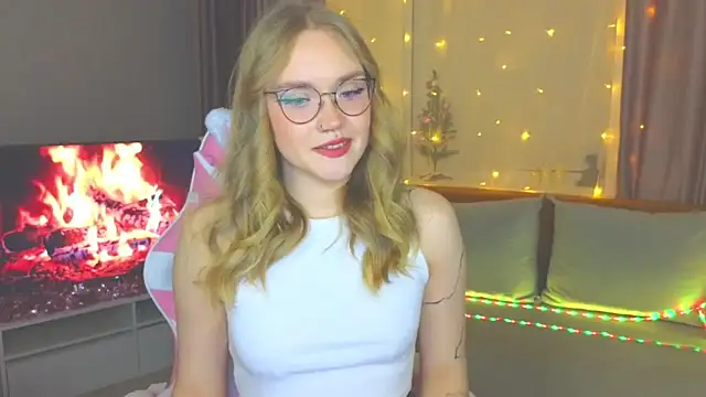 Aurora Golden1 online show from 01.05.25