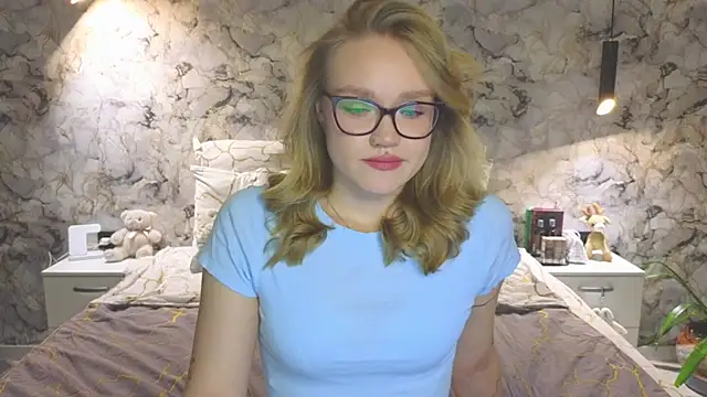 Aurora Golden1 online show from 10.27.25