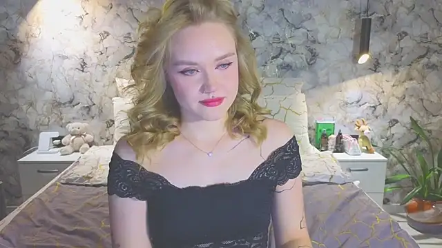 Aurora Golden1 online show from 12.01.25