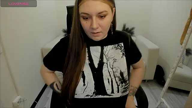 AlisaBacker online show from 12.28.24