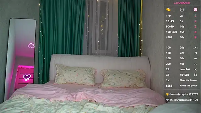 soffy  kisss online show from 03.15.25