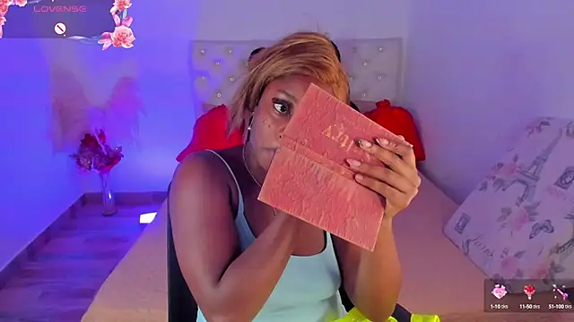 Snapshot of Ananya_Kay01 chatting on 01.31.25 Ananya Kay01 online show from 01.31.25