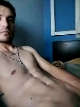 Snapshot of EmeEme11 chatting on 01.29.25 EmeEme11 online show from 01.29.25