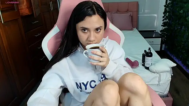 emmars  online show from 09.12.25