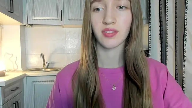 Snapshot of leslie_my_lovee chatting on 11.21.25 leslie my lovee online show from 11.21.25