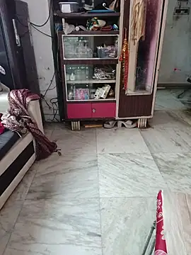 Ivy-09 online show from 02.28.26