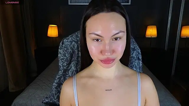 GIGI BENNET online show from 02.28.25