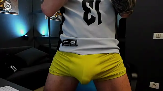 AronGrant online show from 02.17.26