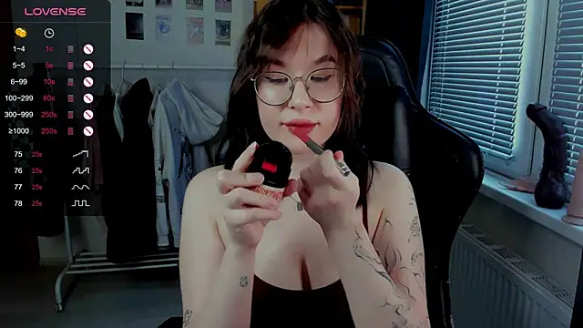 MyNameIsLilith online show from 04.13.26