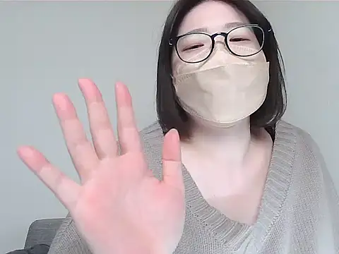  NOA-chan  online show from 12.20.25