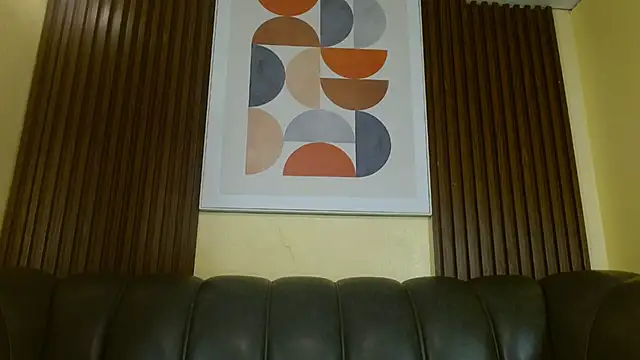 Nicole Ramires online show from 11.07.25