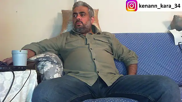 Snapshot of kenan_kara_85 chatting on 10.03.25 kenan kara 85 online show from 10.03.25