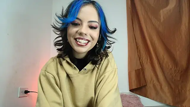 Snapshot of Alicia_Ortiiz chatting on 03.15.25 Alicia Ortiiz online show from 03.15.25