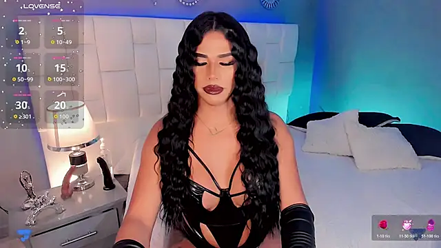 Snapshot of Franciis_4u chatting on 11.29.25 Franciis 4u online show from 11.29.25