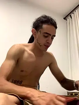 JovenDesobediente online show from 09.24.25