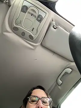 Snapshot of amooraaamoon chatting on 11.14.25 amooraaamoon online show from 11.14.25