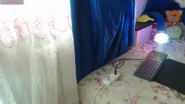 CamDiva113 online show from 03.01.26