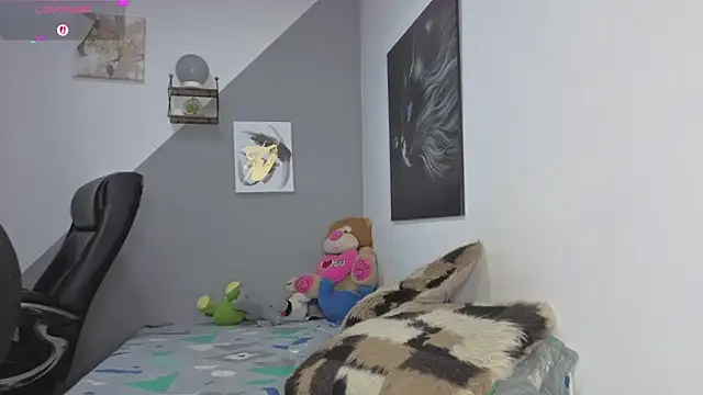 charlotte 002 online show from 10.31.25