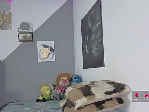 charlotte 002 online show from 11.21.25