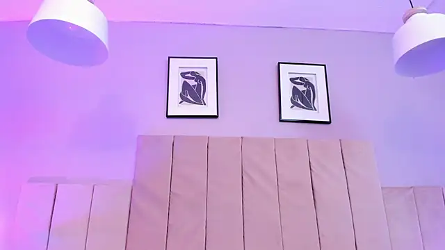 April bowie online show from 02.07.25