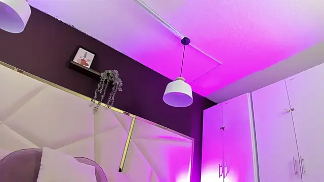 April bowie online show from 03.28.26