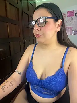 Snapshot of agoosvokk chatting on 09.20.25 agoosvokk online show from 09.20.25