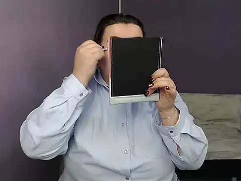 so shy online show from 10.10.25