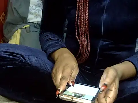 Snapshot of Babysiara1 chatting on 01.15.26 Babysiara1 online show from 01.15.26