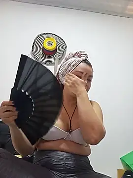 DarlingBDSM  online show from 05.13.26