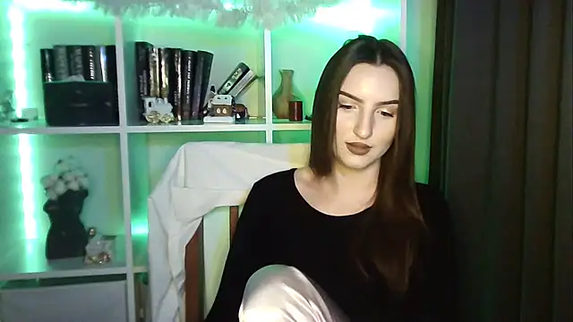 X Alisa online show from 01.12.26