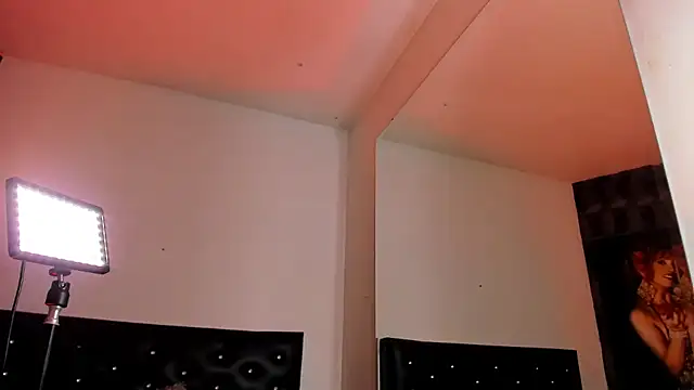 Snapshot of Orianadollx chatting on 02.10.25 Orianadollx online show from 02.10.25