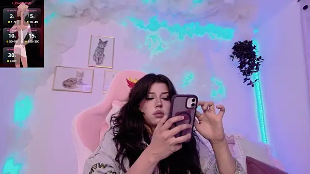 Snapshot of Ag4ta_ chatting on 02.02.25 Ag4ta online show from 02.02.25