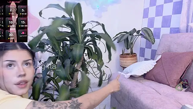 Snapshot of Ag4ta_ chatting on 02.28.25 Ag4ta online show from 02.28.25