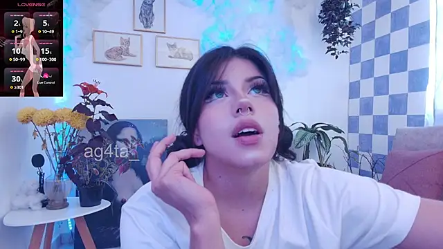 Snapshot of Ag4ta_ chatting on 03.07.25 Ag4ta online show from 03.07.25