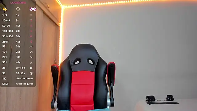 Snapshot of barbiee_ebony chatting on 12.20.25 barbiee ebony online show from 12.20.25