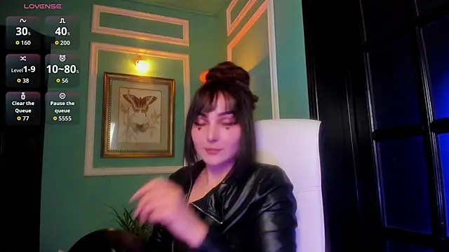 1Munique online show from 11.28.25