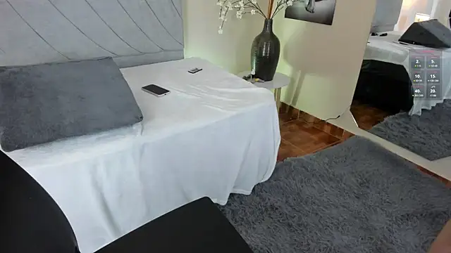 Snapshot of angieebaezz chatting on 03.06.25 angieebaezz online show from 03.06.25