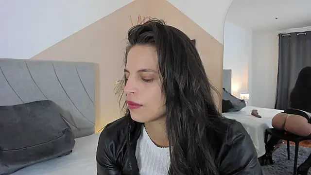 Snapshot of angieebaezz chatting on 03.20.25 angieebaezz online show from 03.20.25