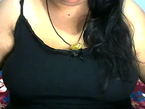 Snapshot of dramebaz_queen chatting on 06.26.26 dramebaz queen online show from 06.26.26
